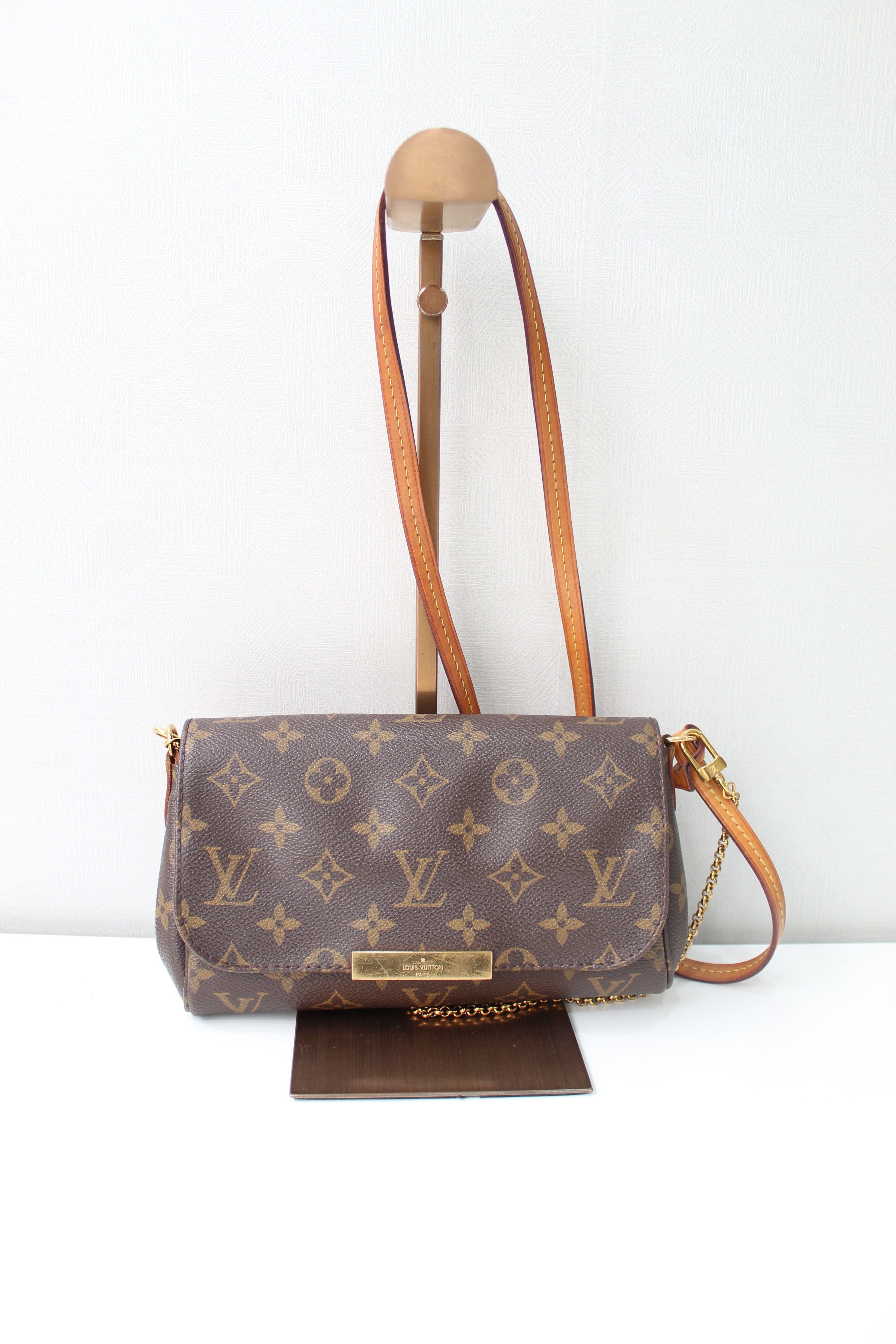 LOUIS VUITTON Monogram canvas Favorite PM top Bag