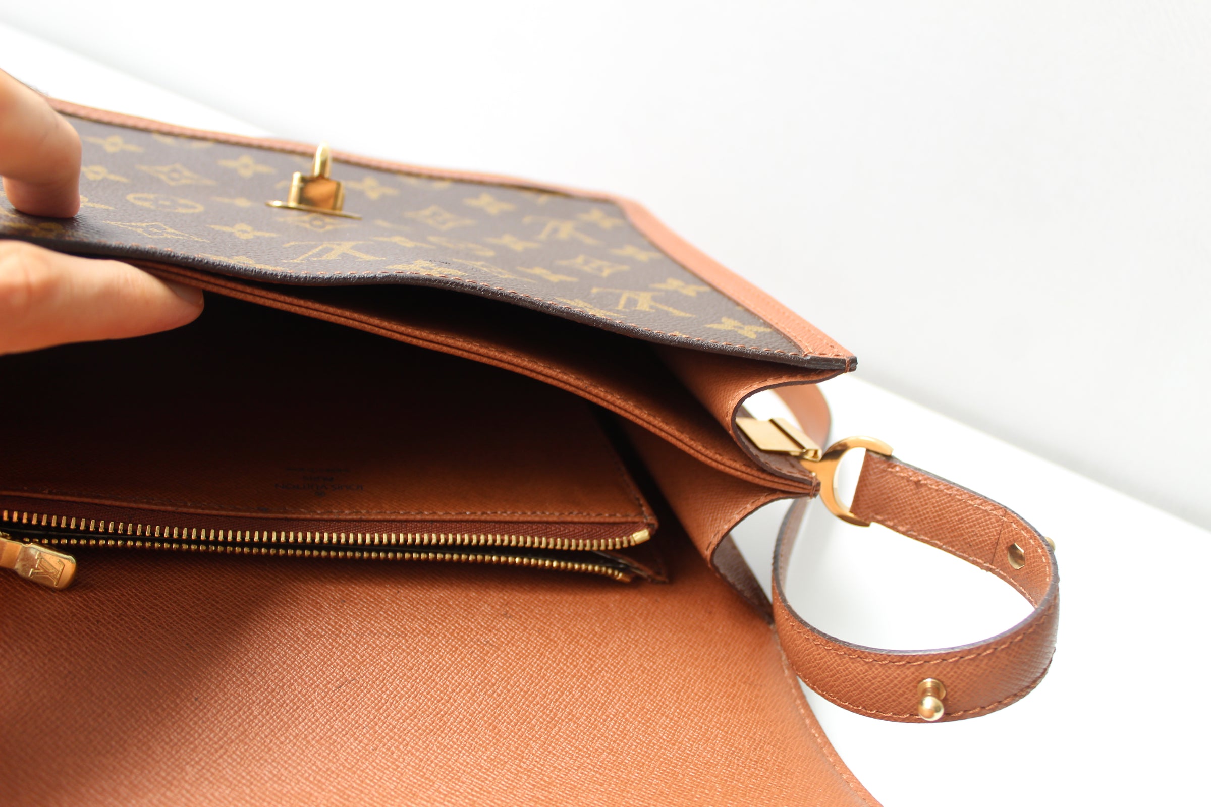 Louis Vuitton Vintage Raspail Shoulder bag 🎉 SALE!! Limited time