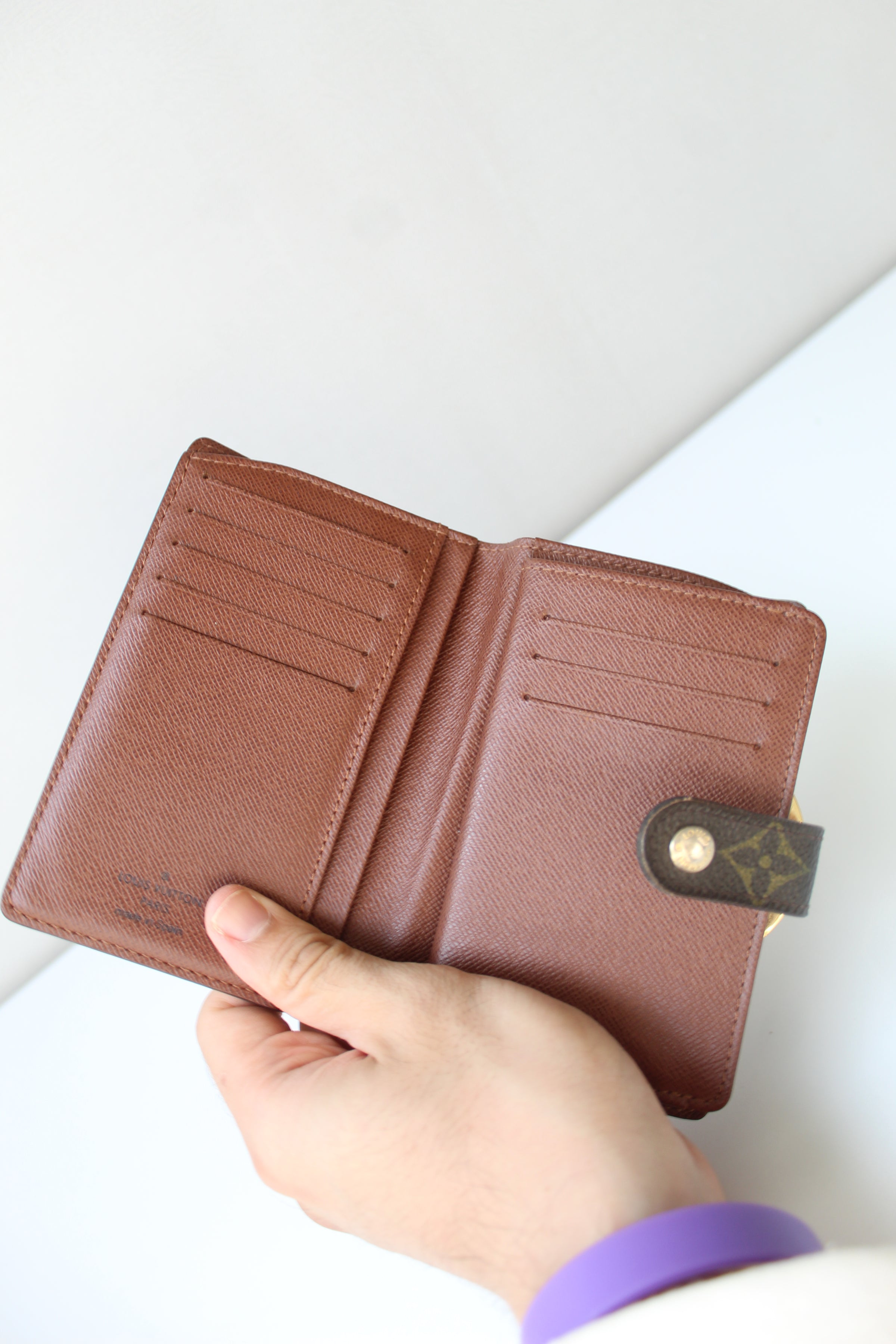 Louis Vuitton bifold wallet epi vanilla Louis Vuitton bifold wallet