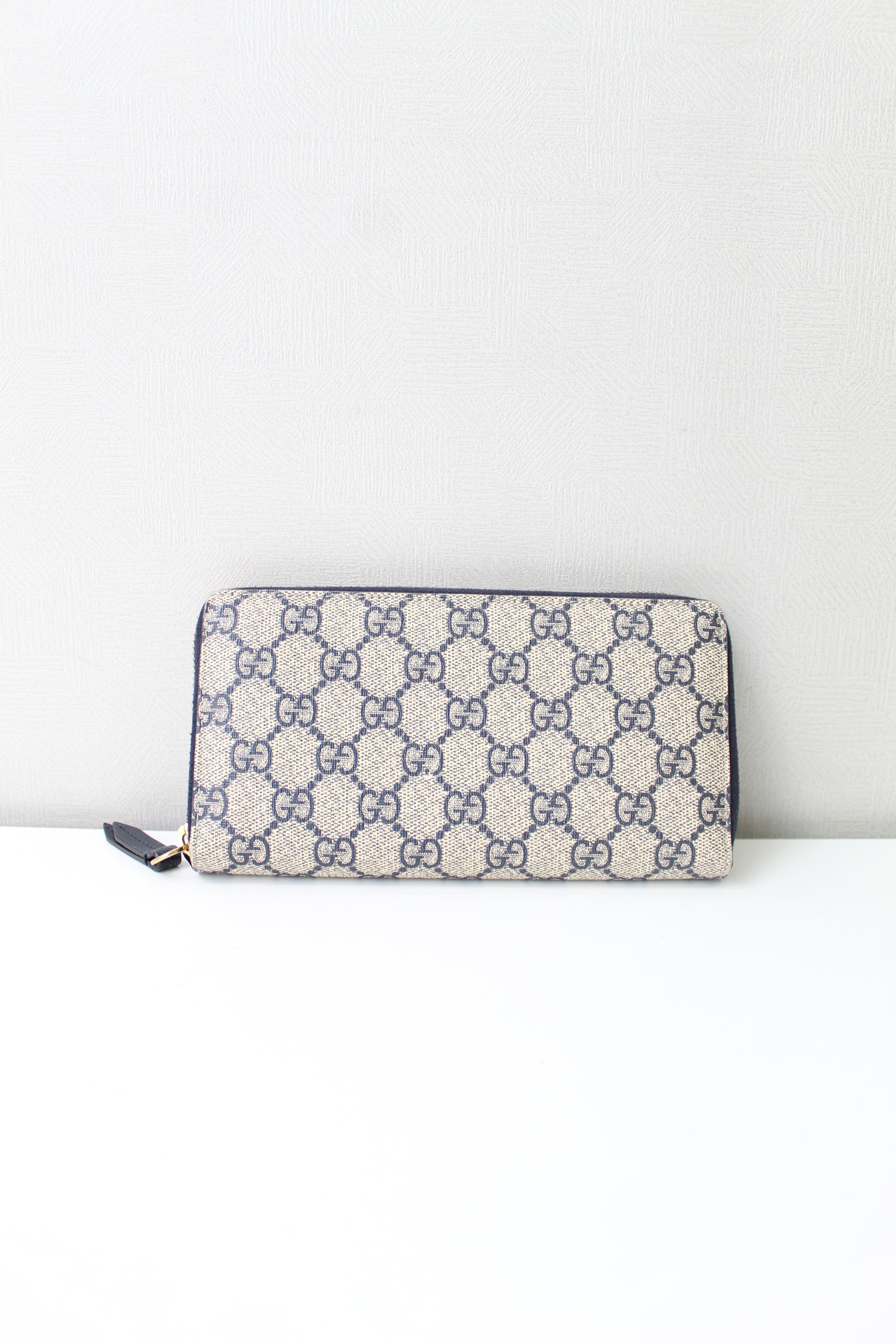 Gucci Zippy Wallet