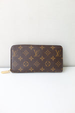 Louis Vuitton  Zippy Wallet