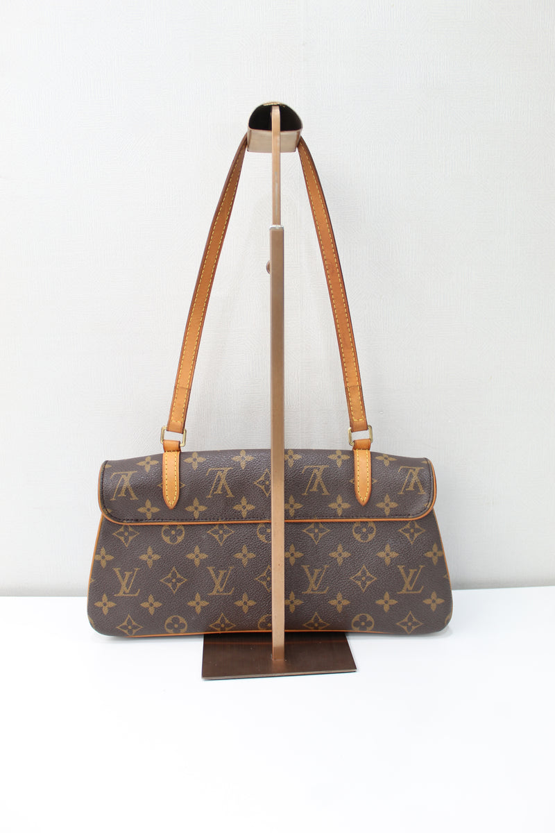 Louis Vuitton Marel Shoulder bag