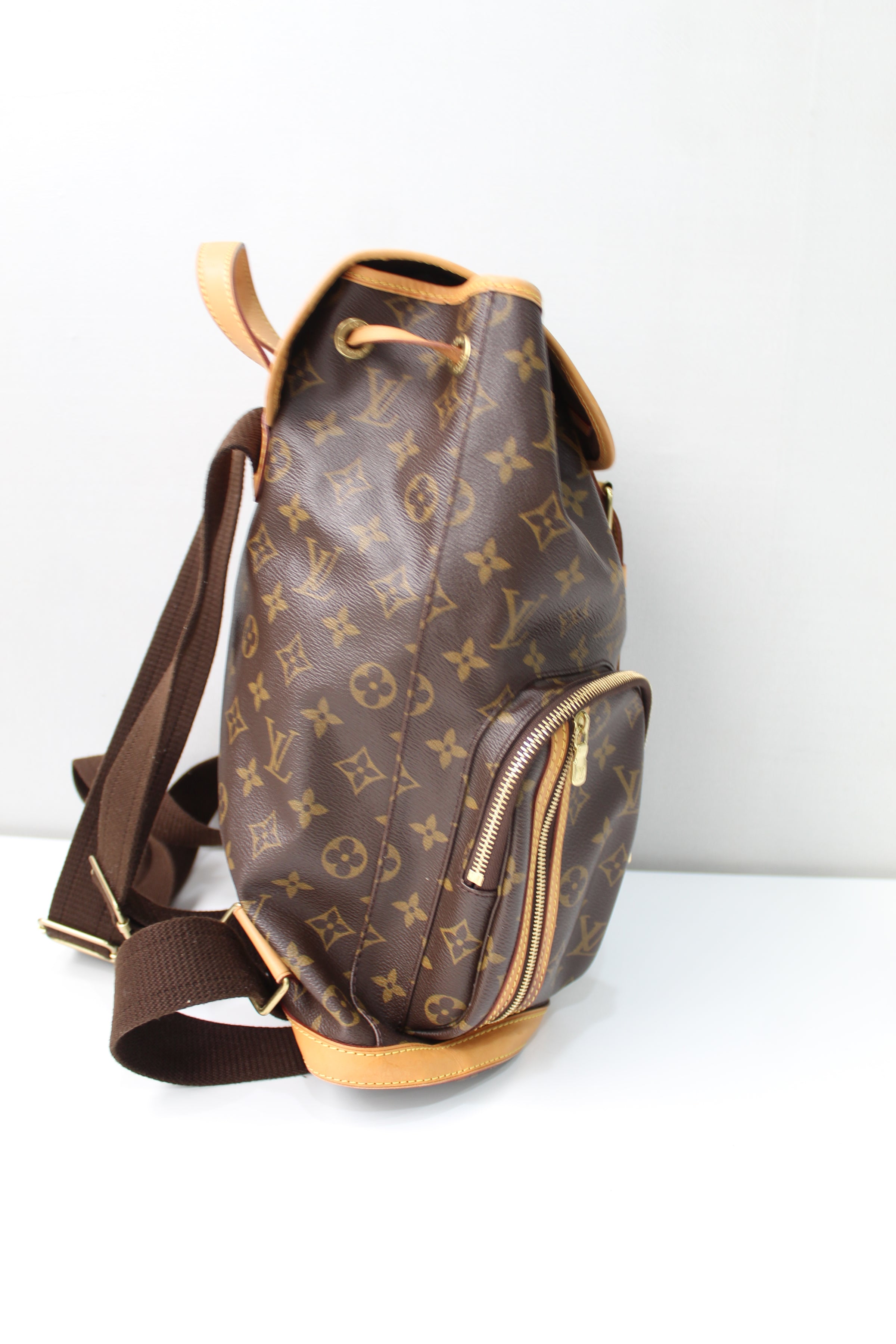 Louis Vuitton Bosphore – Closet Connection Resale