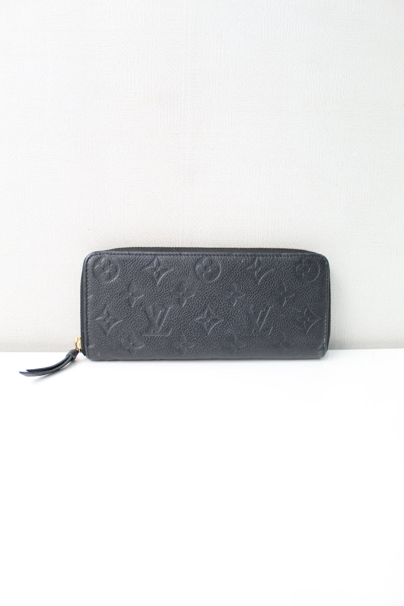 [Draft] Louis Vuitton Black Zippy Wallet