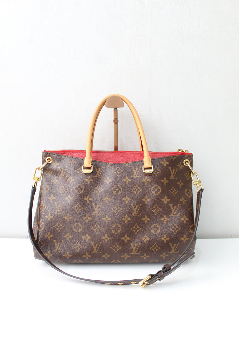 Louis Vuitton Pallas MM