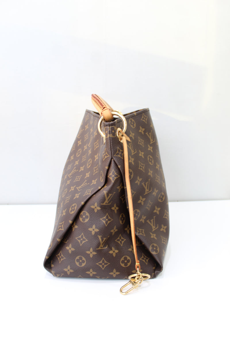 Louis Vuitton Artsy MM