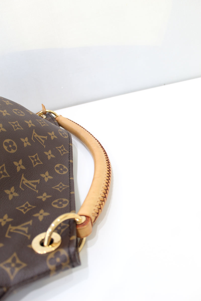 Louis Vuitton Artsy MM