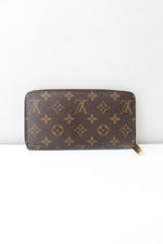 Louis Vuitton  Zippy Wallet