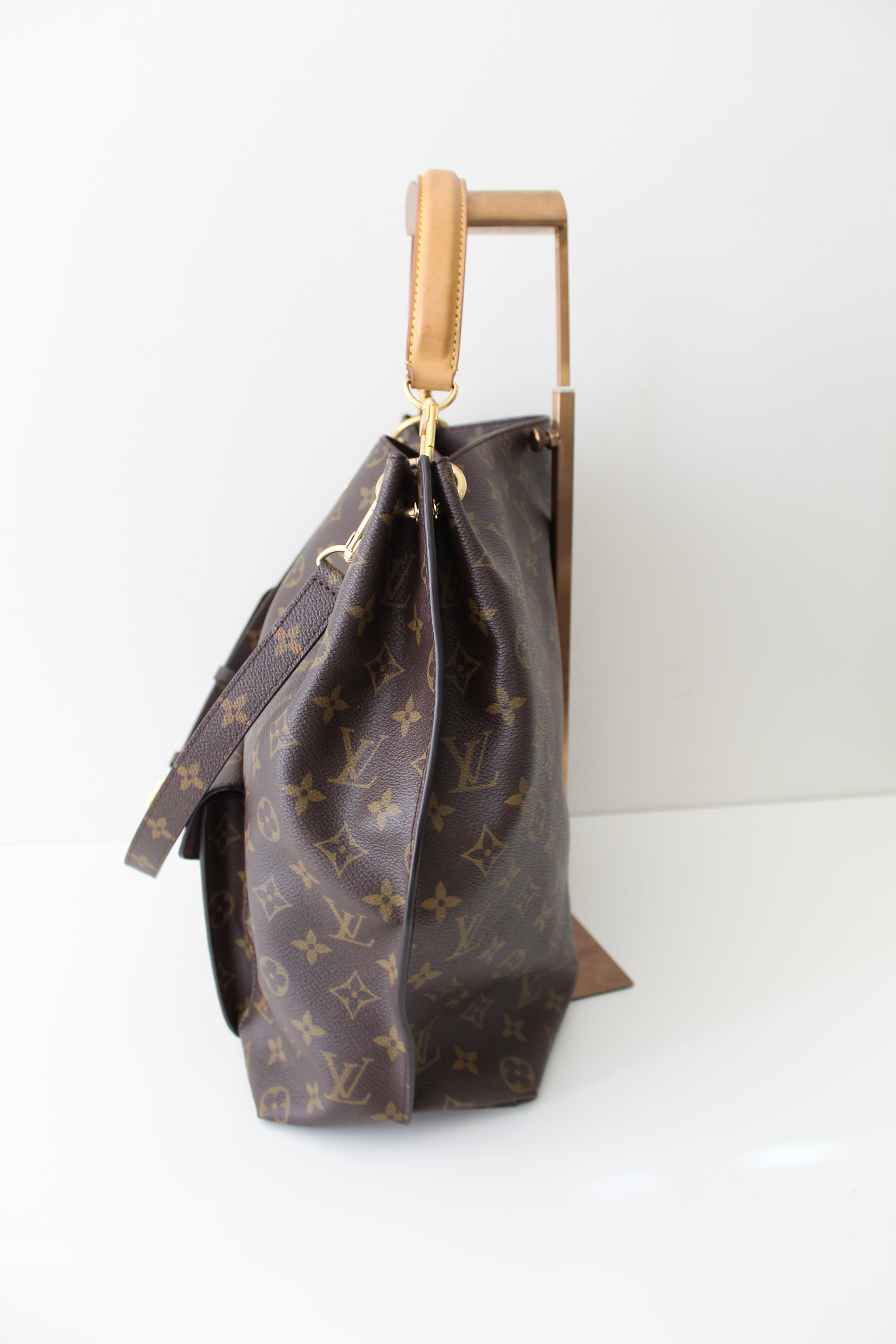Louis Vuitton 2013 Monogram Canvas Metis Hobo Bag For Sale at 1stDibs