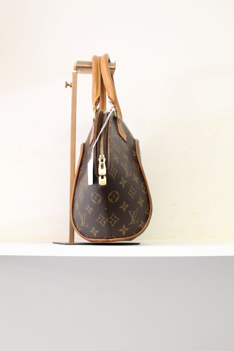 Louis-Vuitton Monogram-Ellipse PM Hand Bag