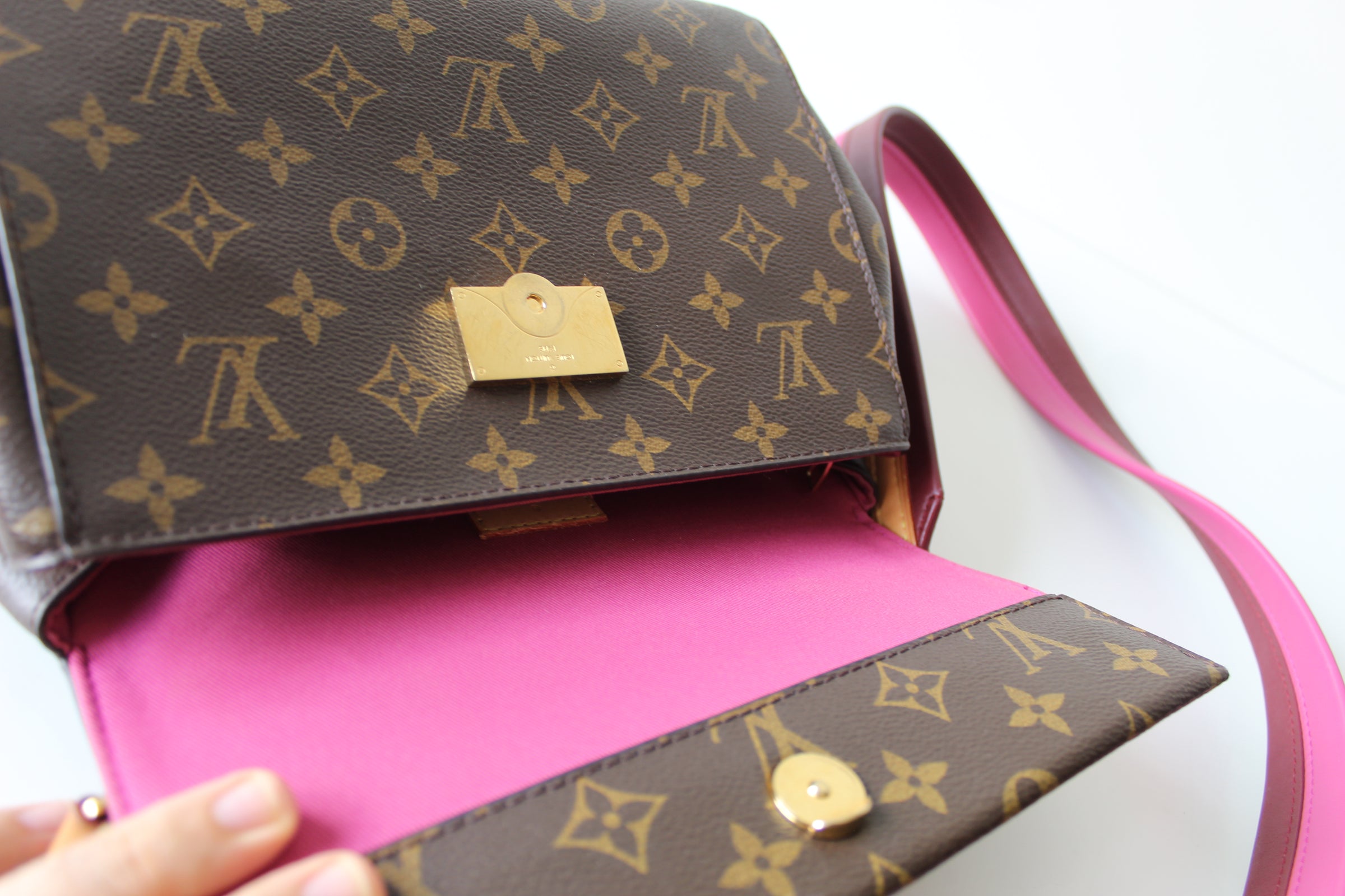 Louis Vuitton Monogram Canvas Cluny BB Bag For Sale at 1stDibs