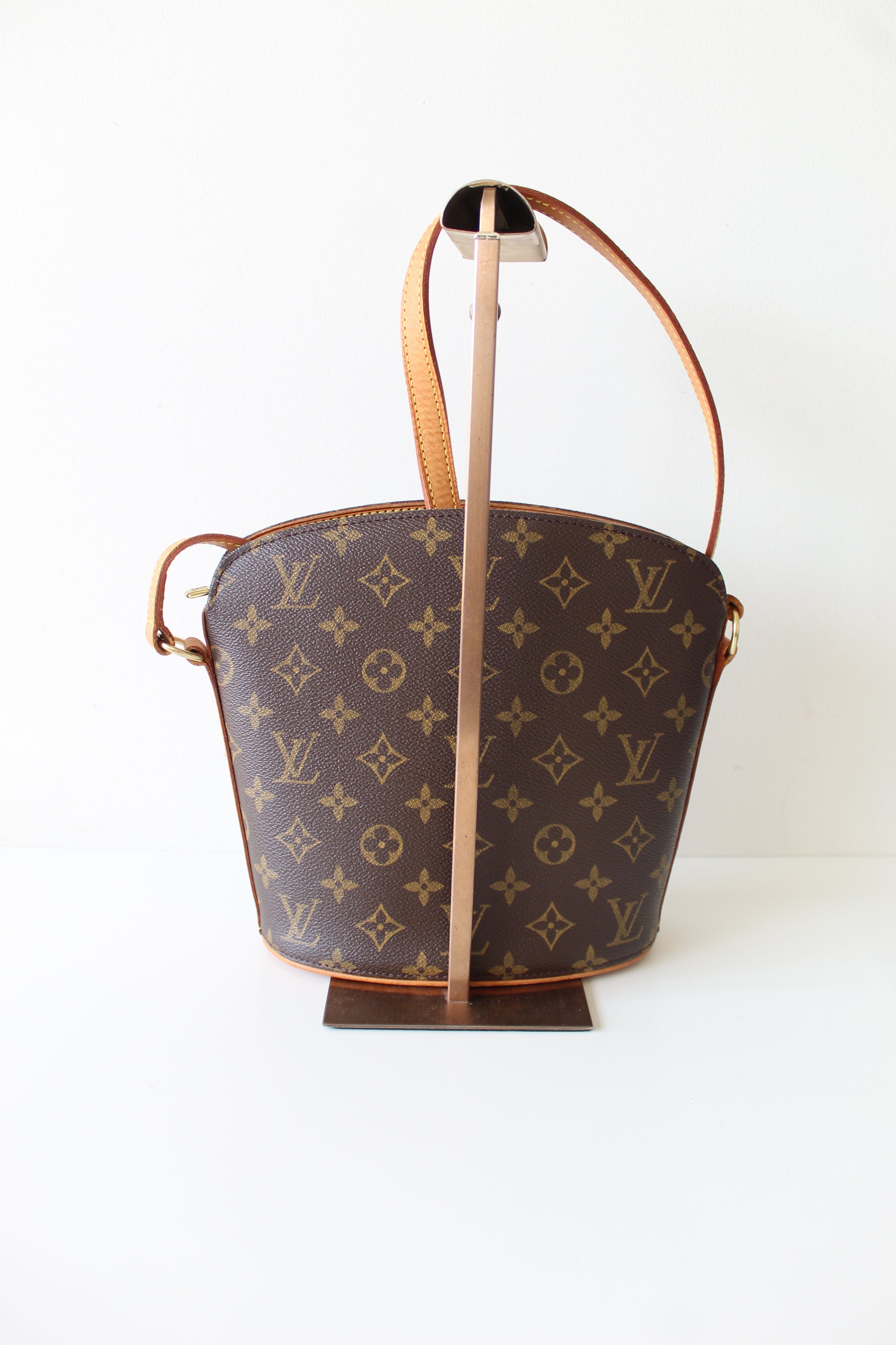 Authentic Louis Vuitton Vintage Drouot Bag With Shoulder Strap, Used Only a  Few Times. -  Sweden