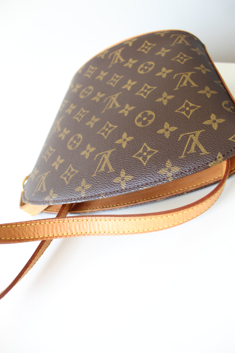 Authentic Louis Vuitton Vintage Drouot Bag With Shoulder Strap, Used Only a  Few Times. -  Sweden