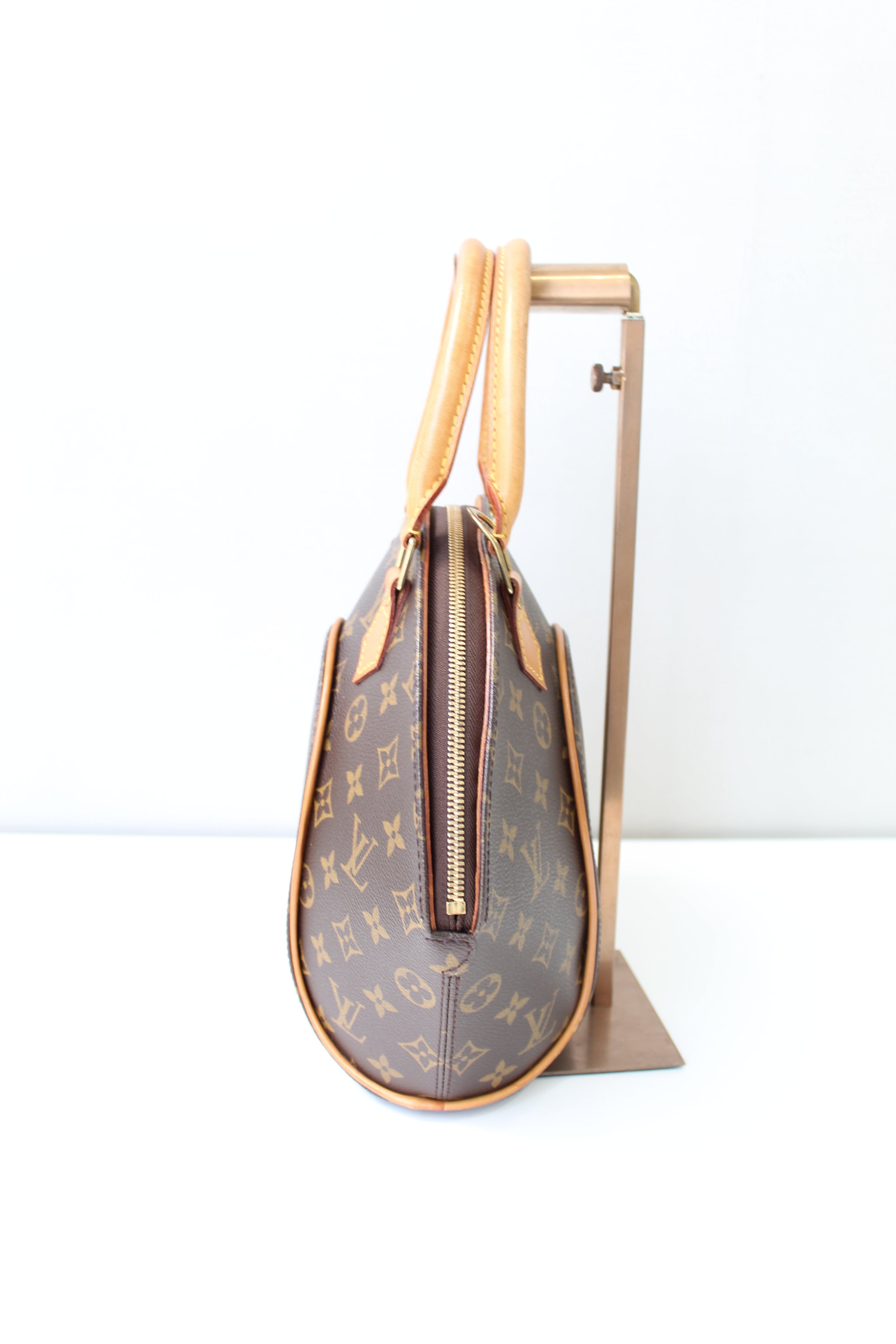 Louis Vuitton Ellipse Bag Monogram Canvas Pm Auction