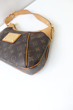 Louis Vuitton Monogram Thames PM ○ Labellov ○ Buy and Sell Authentic Luxury
