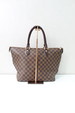 Whay if you want a bag with a zipper? The Louis Vuitton Saleya MM is a