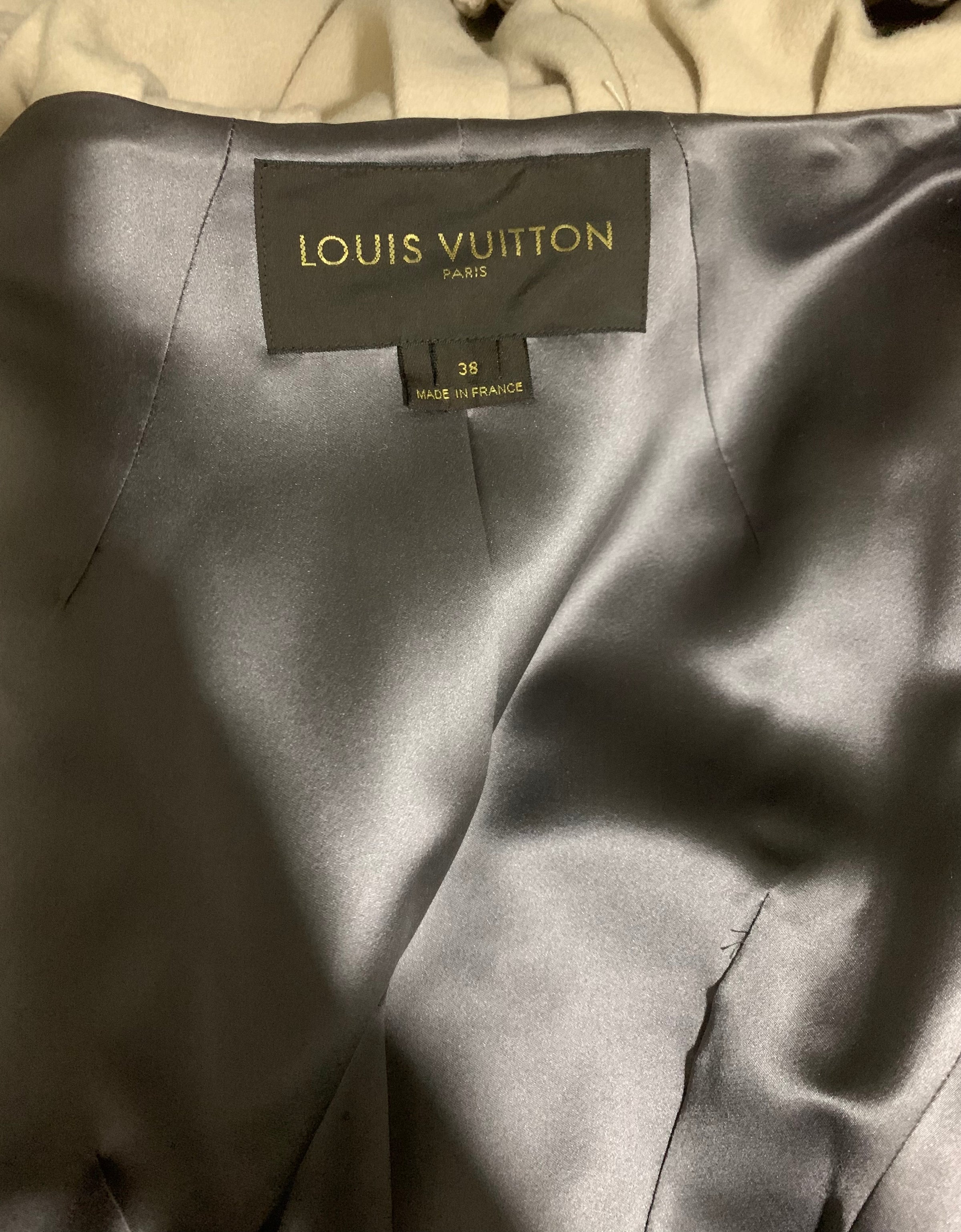 LOUIS VUITTON Women's Jacket/Coat in White Size: EU 38